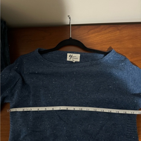 Andrea jovine sweater never worn size medium - Picture 4 of 4